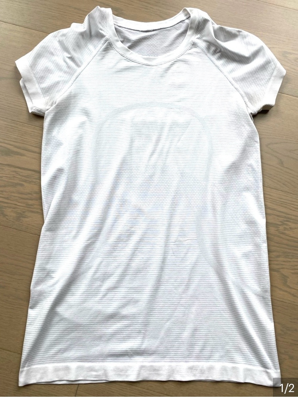 Lululemon Swifty Tech Women's White Short Sleeve Sz 8